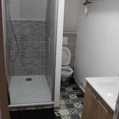 Les Du Prytanee Apartment *