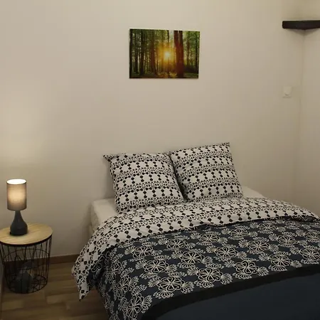 Les Du Prytanee Apartman