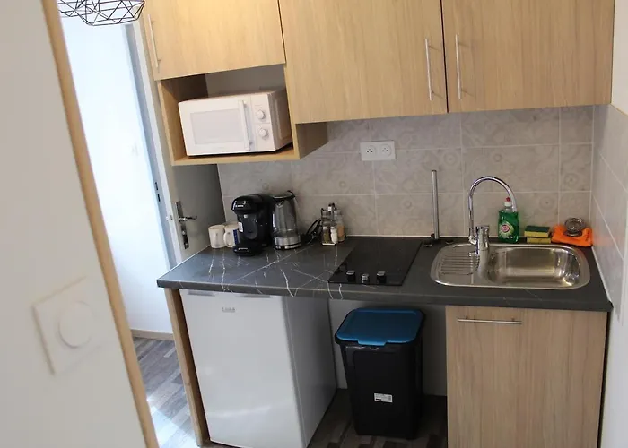 Les Du Prytanee Apartman *